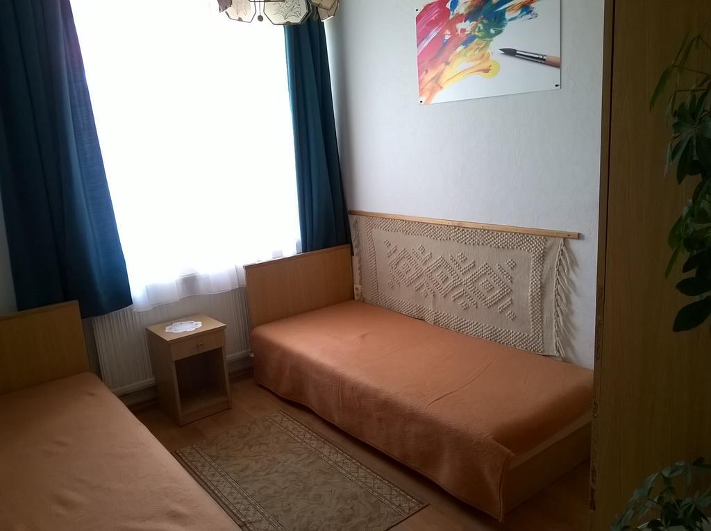Tiszakécske Parton Hotel & Bowling الغرفة الصورة